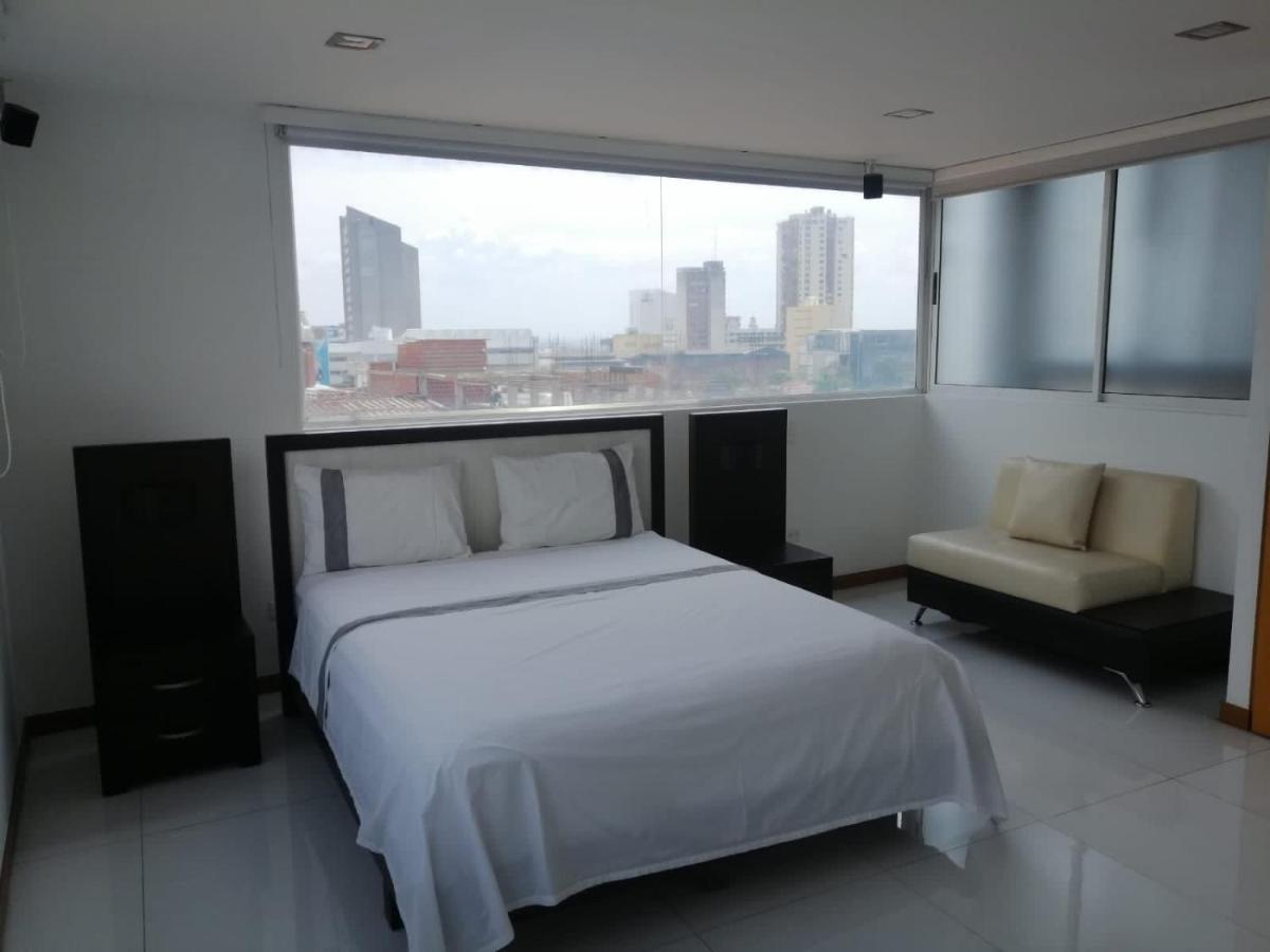Hotel San Antonio Plaza Кали Экстерьер фото