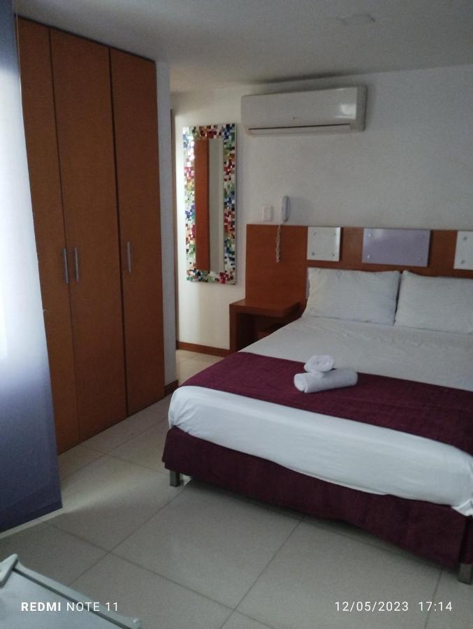Hotel San Antonio Plaza Кали Экстерьер фото